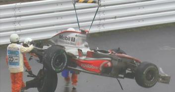 La grua se lleva el coche de Fernando