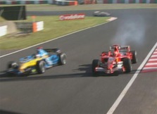 Alonso adelanta a Michael cuando este rompe motor en Suzuka