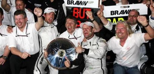 La alegría inundó el box de Brawn GP